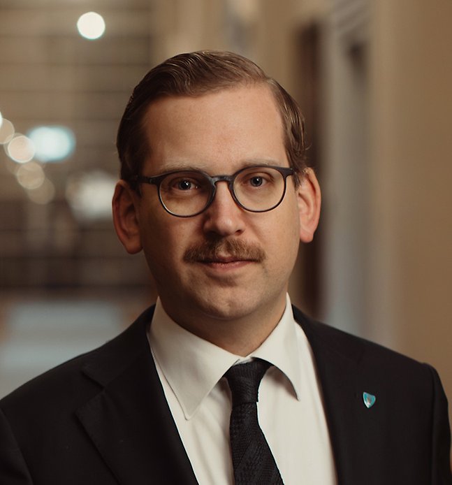 Torgkampanj och knack i Vällingby med Alexander Ojanne socialborgarråd och borgarrådskandidat !