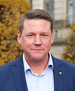  Dörrknackning Med Tobias Baudin   Rinkeby torget